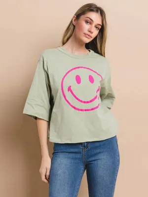 WOMEN'S SHORT SLEEVE HAPPY FACE GRAPHIC BASIC TOP