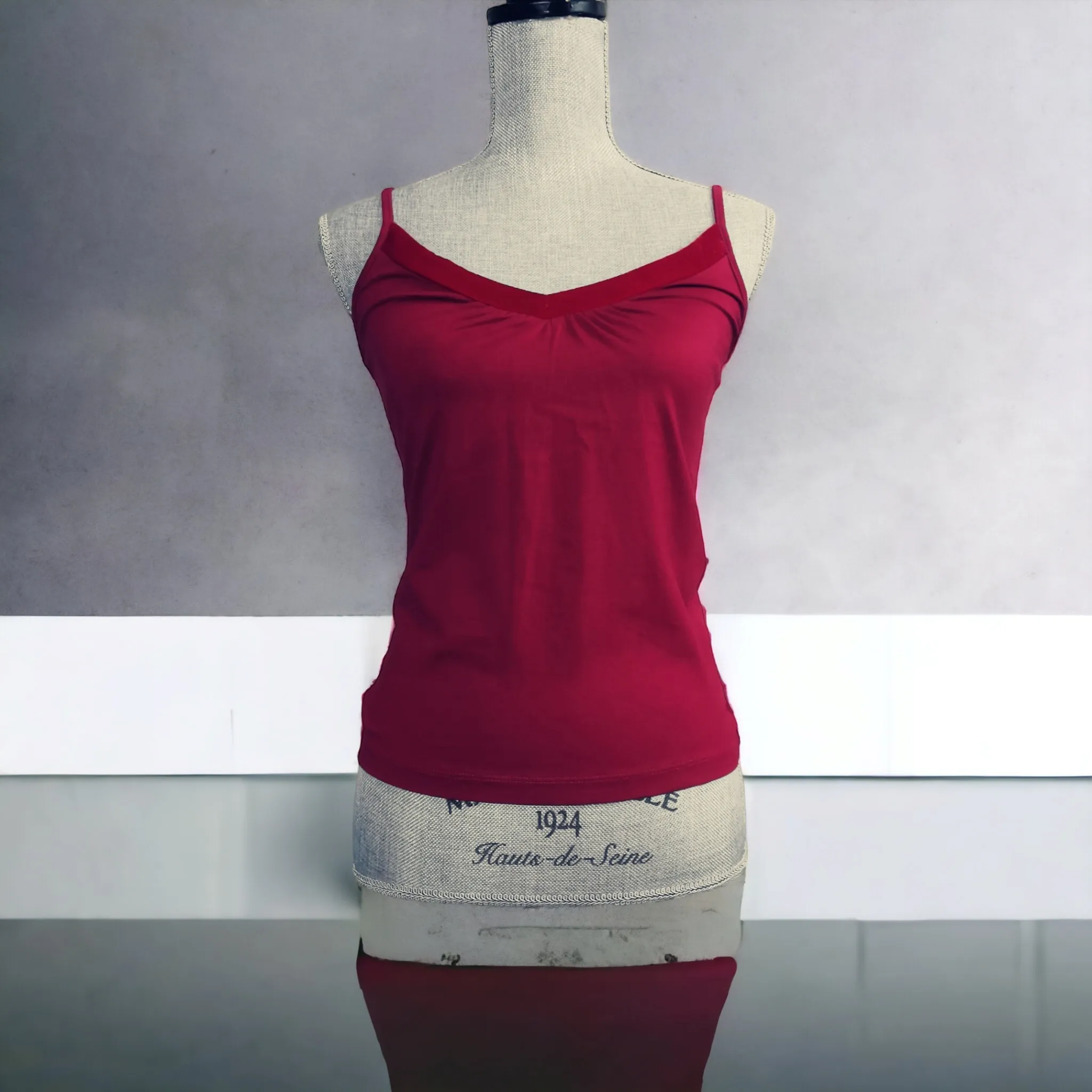 WOMENS SIZE SMALL - NIGHT OWL, Bohemian Style Tank Top, Wine Colour NWT B27